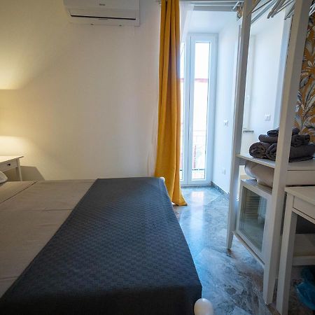 Le Stanze Di Cloe Hotel Napoli Eksteriør billede